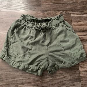 olive green aerie shorts
